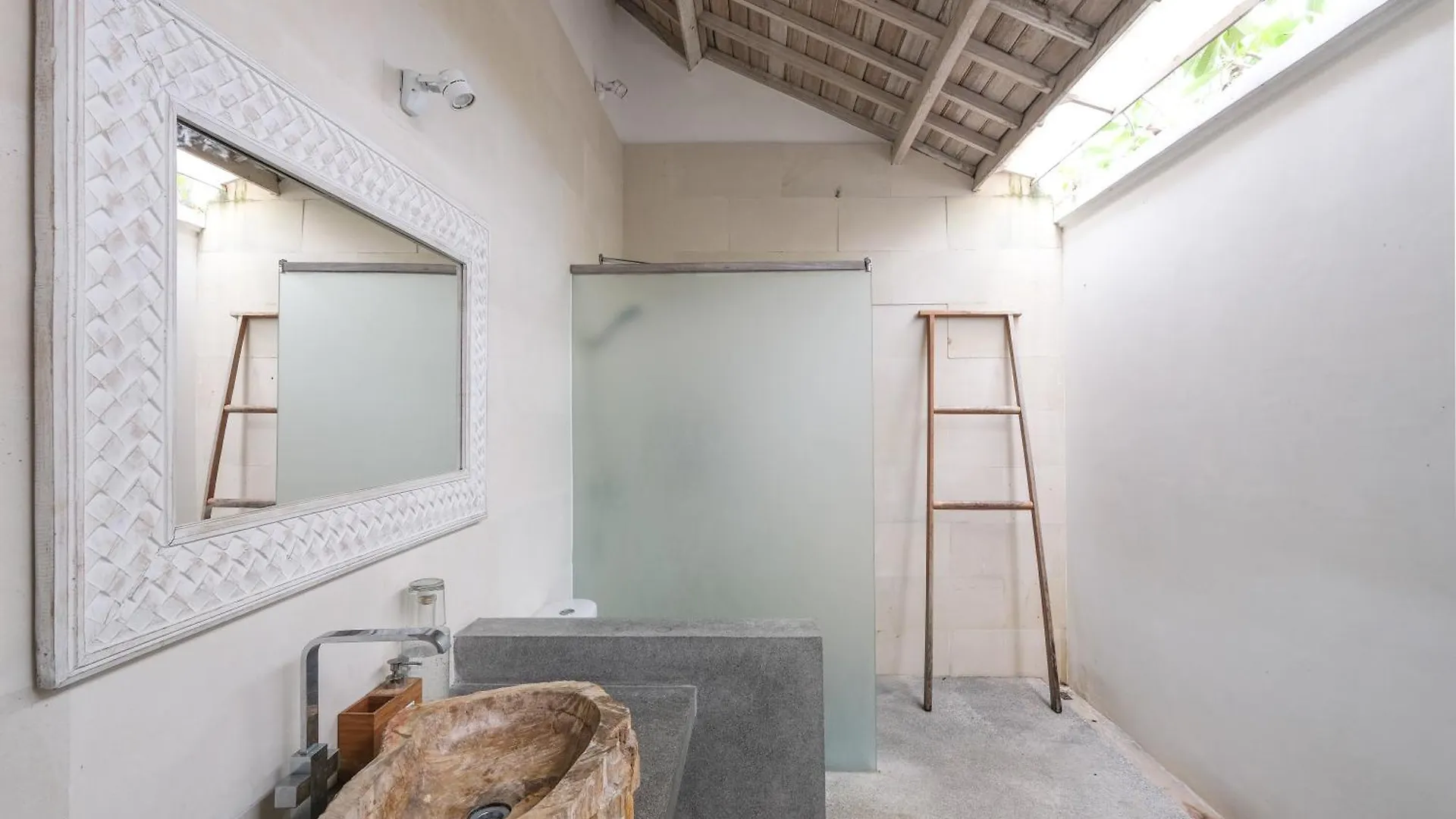 Secret Oasis Villa Bingin Uluwatu